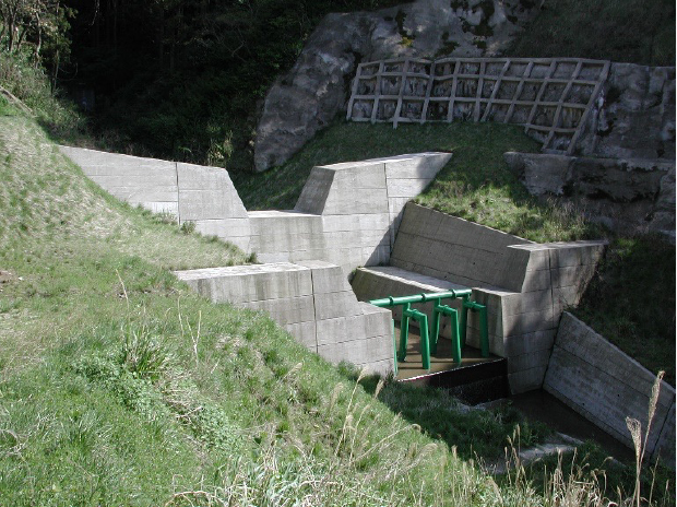 蒲生大川砂防堰堤