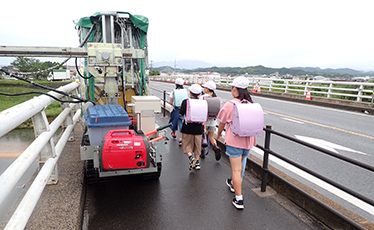 幅員の広い歩道